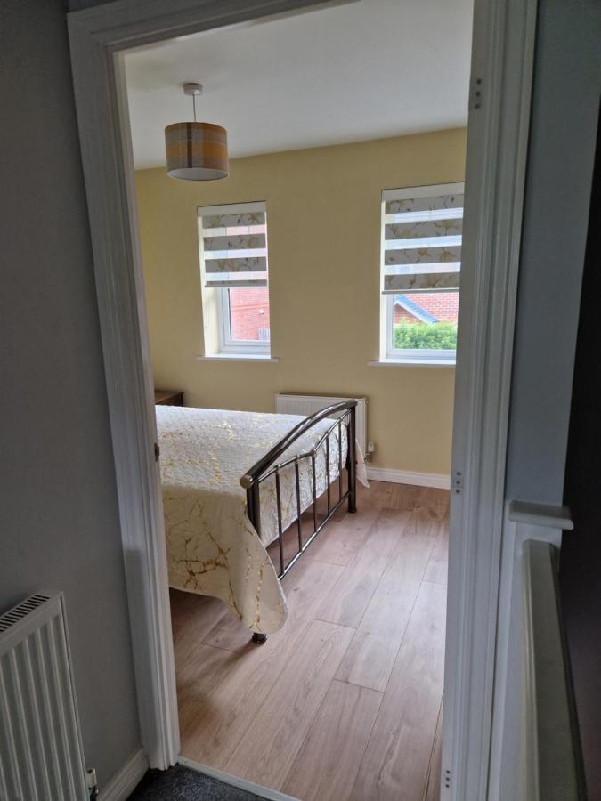 Private Room Manchester Bagian luar foto